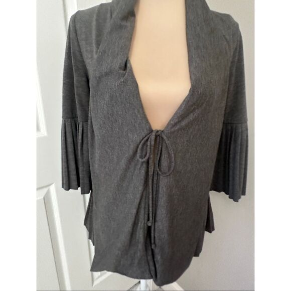 AGB Pleated Jacket - Picture 7 of 11